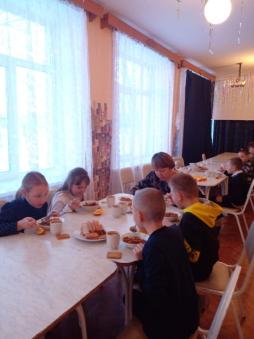 Завтрак (начальные классы)